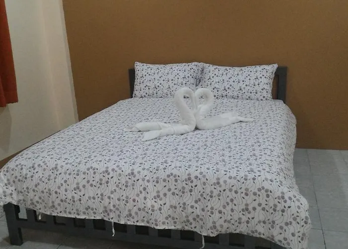 Bed & Breakfast Baan Tipa Prannok *